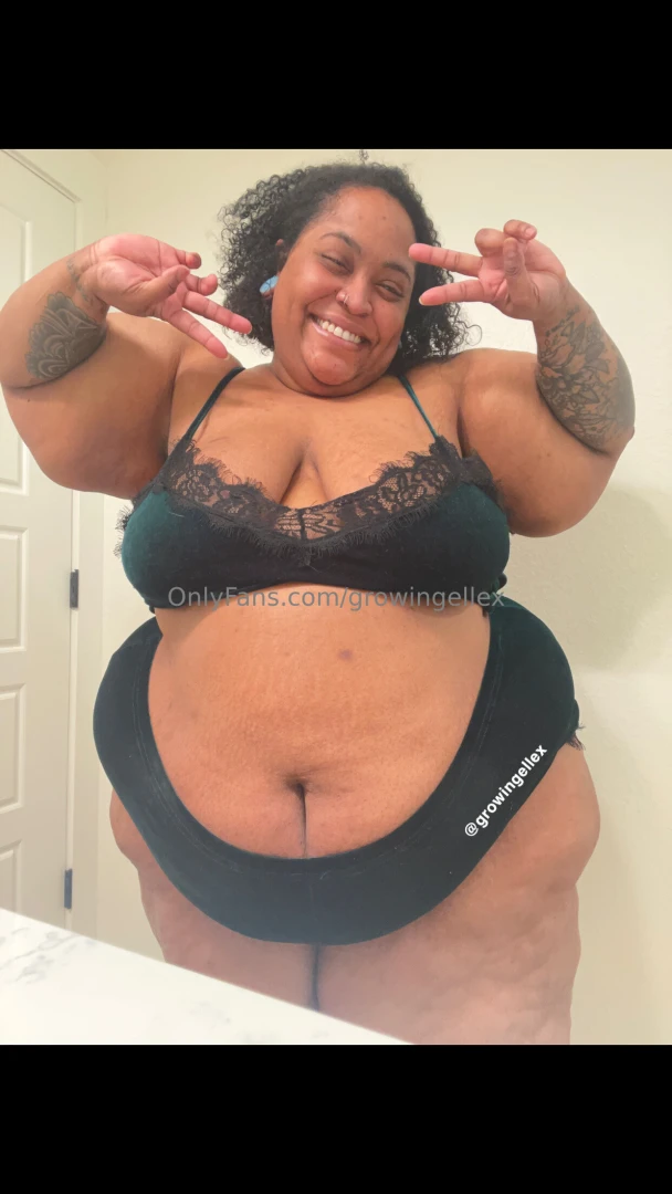 Helloooo and merry christmas happy holidays and all that i hope yall part 2 