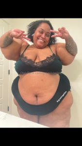 Helloooo and merry christmas happy holidays and all that i hope yall part 2