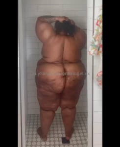 Shower with me i could use the extra hands what should i eat this