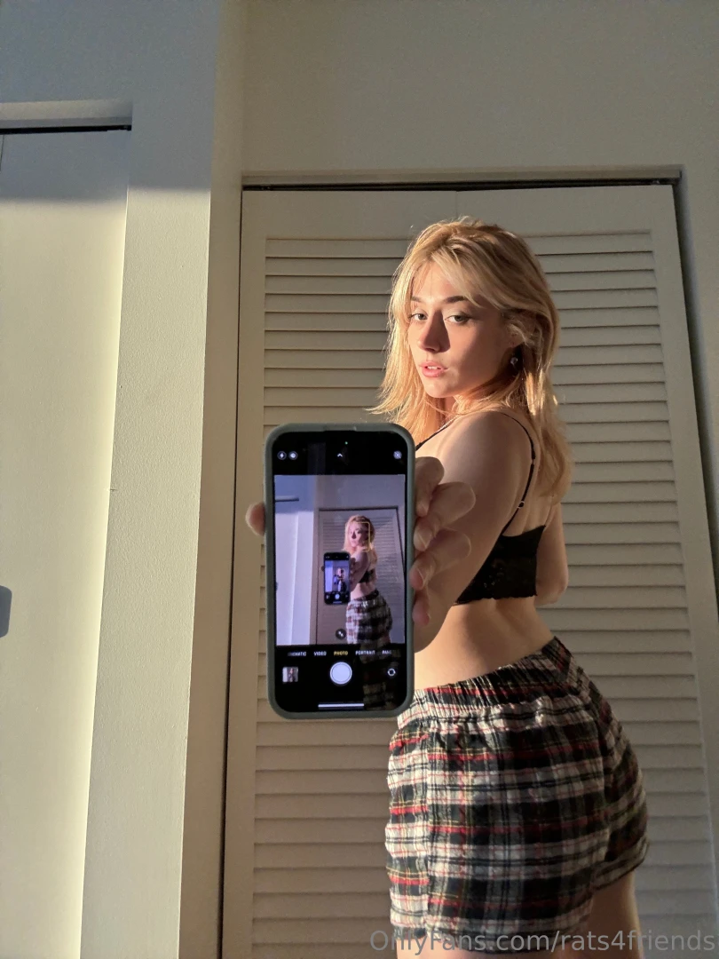 Who up spanking they monkey 