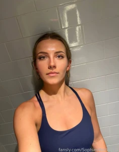 Who wants to suck tits british gym fit petite pee piss part 3