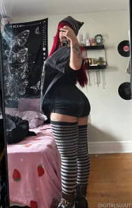 I haven t done a fit check in a lil while the more you swipe the more part 15