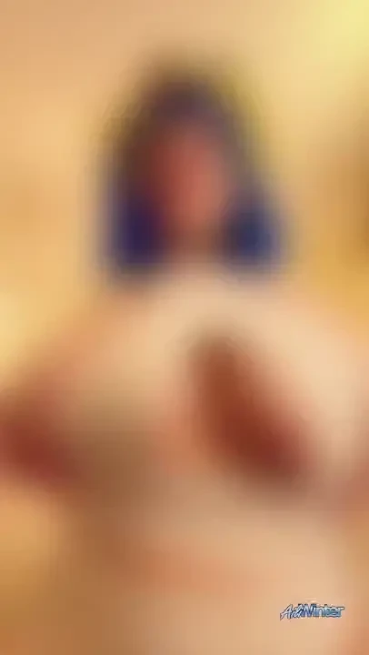 No words are needed for this exctremely hard boobies bouncing and just 