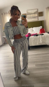 Should i drop my pants amp pull my titties out you know what to do tip