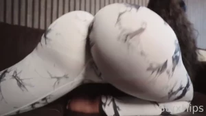 You want more leggings and you want more ass too at this rate i don t