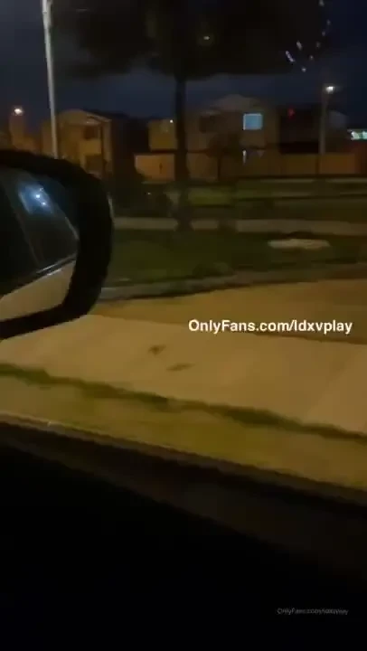 Nuevo video encontramos a este flaitecito en la plaza y bueno ya saben 