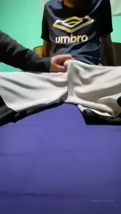 Miren como taladra culo este flaitecito nuevo video 