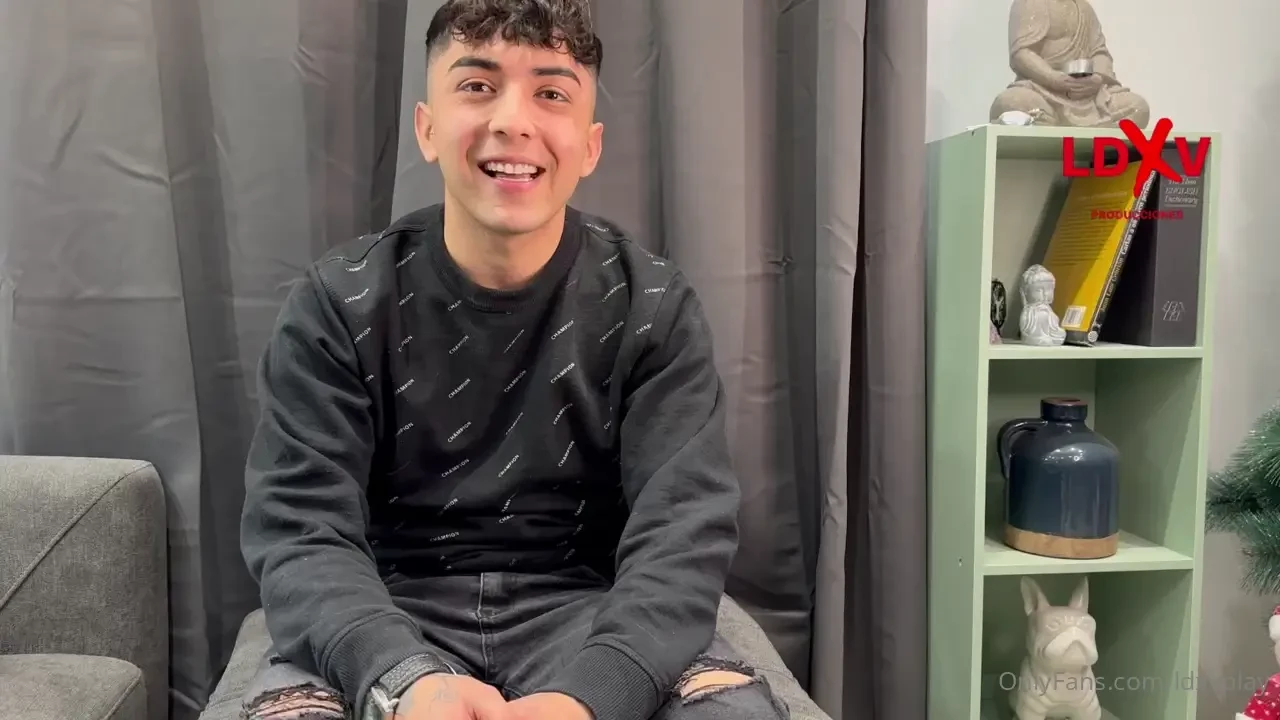 Damos la bienvenida al tomiii fue su primera vez con un hombre as que 