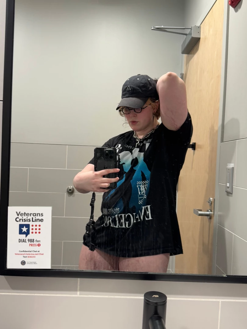 Back at the gym baby happy new year so u know what that means muscle part 7 