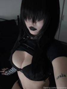 Anyone want a late night treat part 1