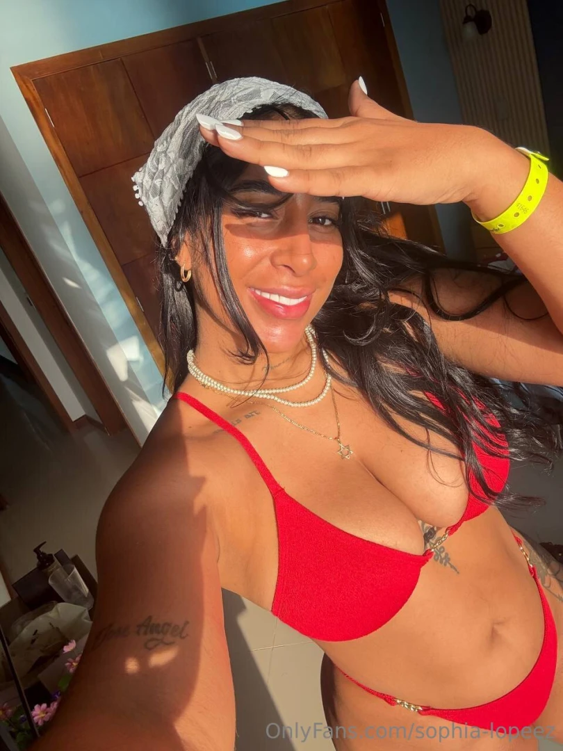 Happy sunday i m feeling extra irresistible today 