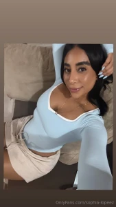 Blue turns my fav color since i made my nails on blue