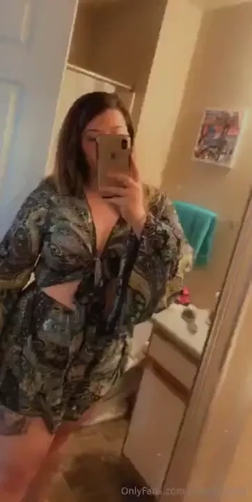 What do y all think of the short hair vs my long hair now should i go 