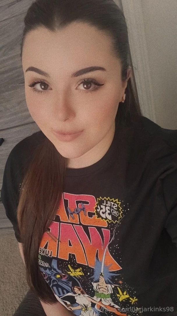 Yes i m still a slut for star wars in case you forgot haha 