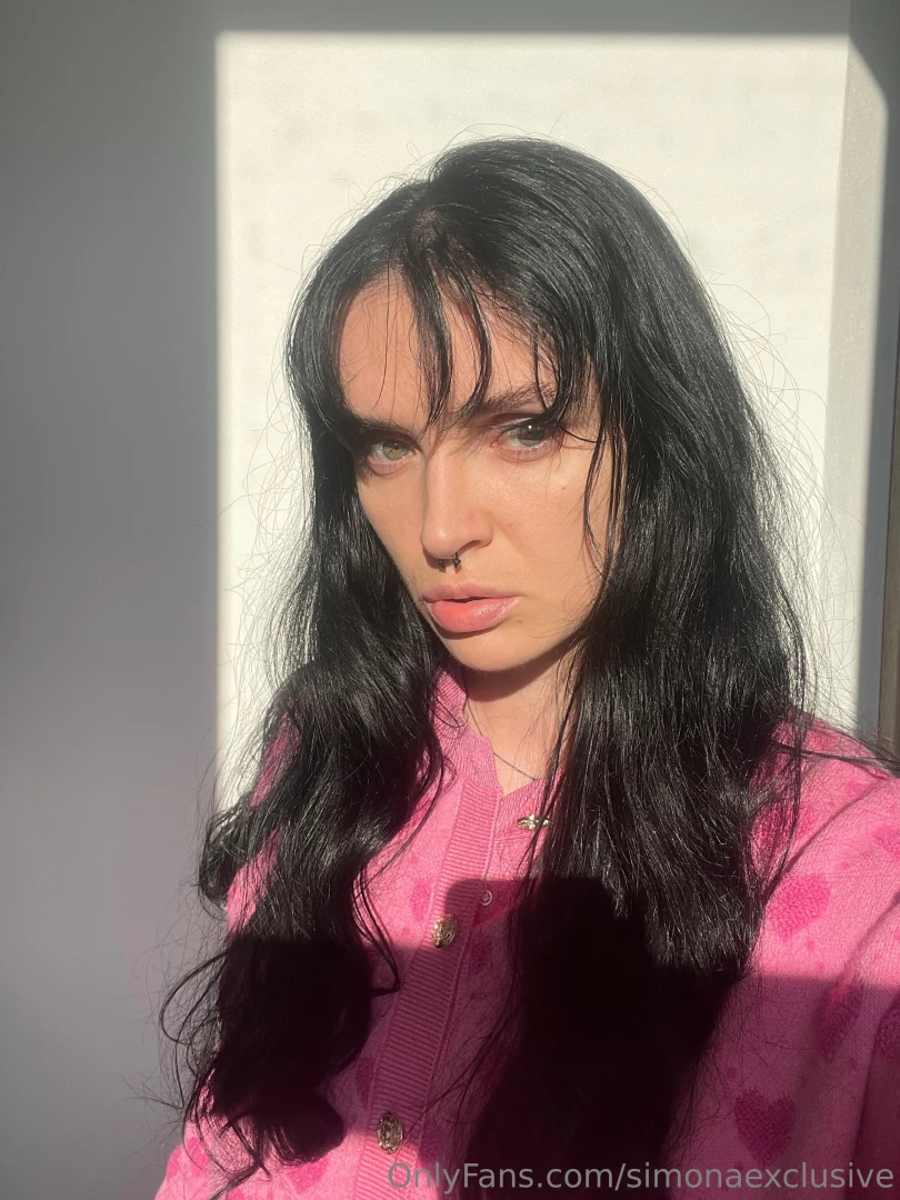 Simonaexclusive 