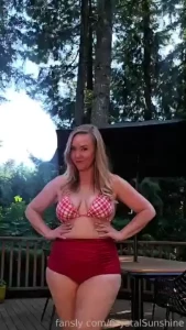 Can a 50yo milf seduce you fyp fansly curvy milf lingerie blonde