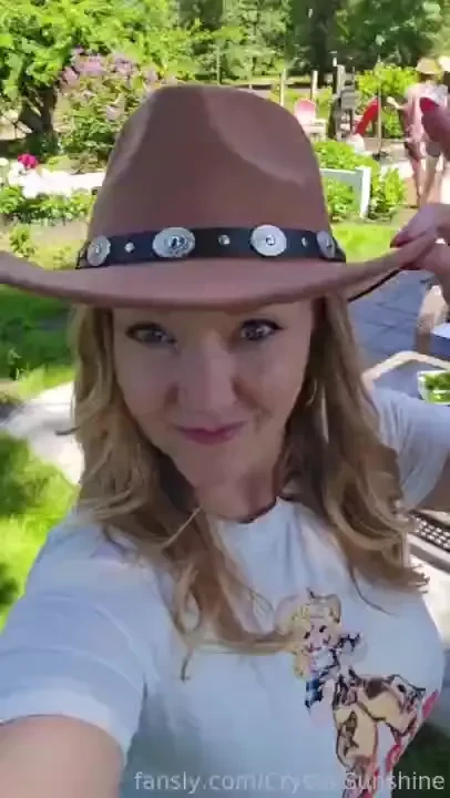 Howdy fyp fansly curvy milf lingerie blonde mombody bodypositivity 