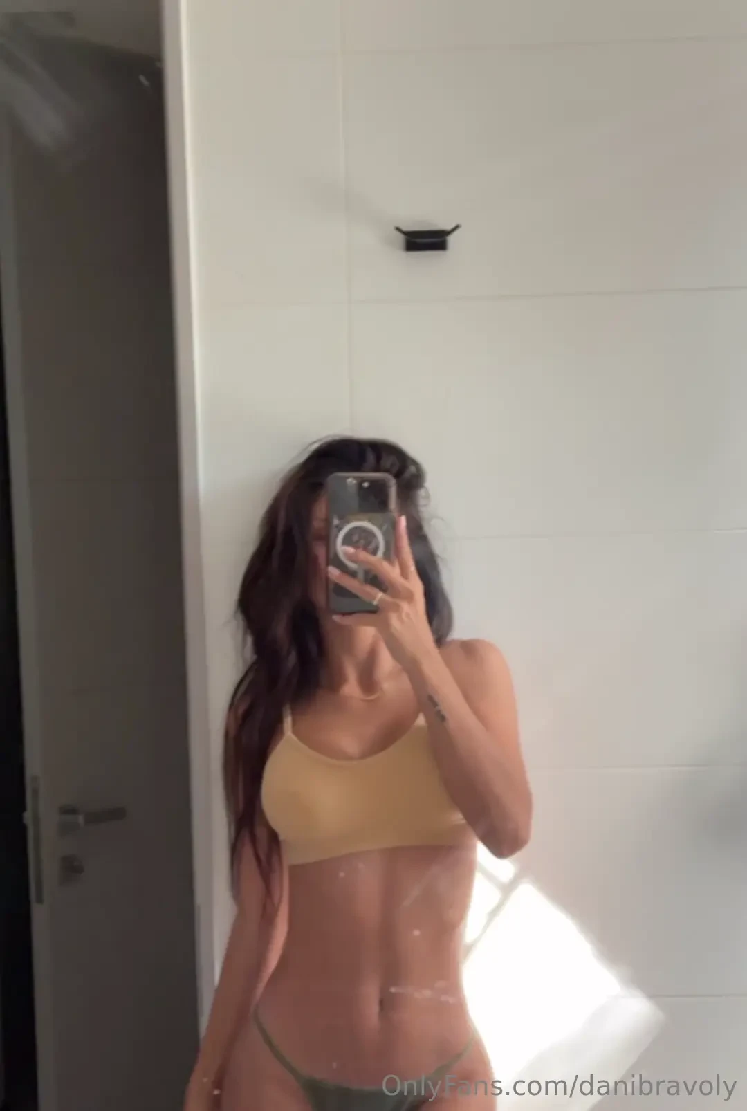 Buenos d as part 767 