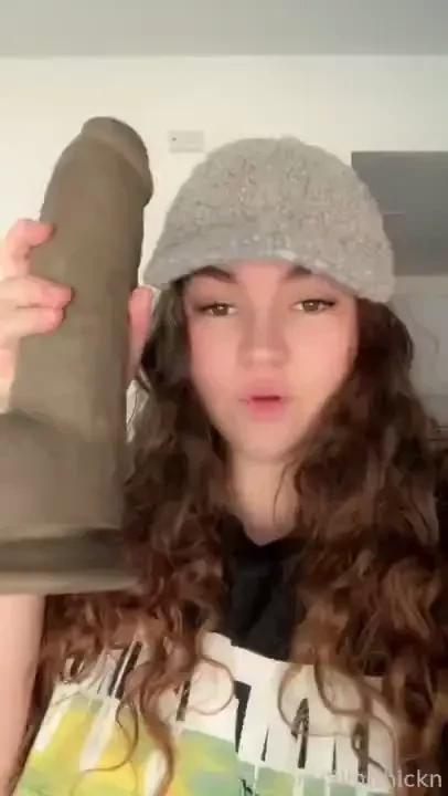 Didn t know how big it was gonna be fyp dildo shocked 12inches 