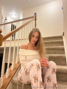 Maybe i ll sit here until you dm me part 1