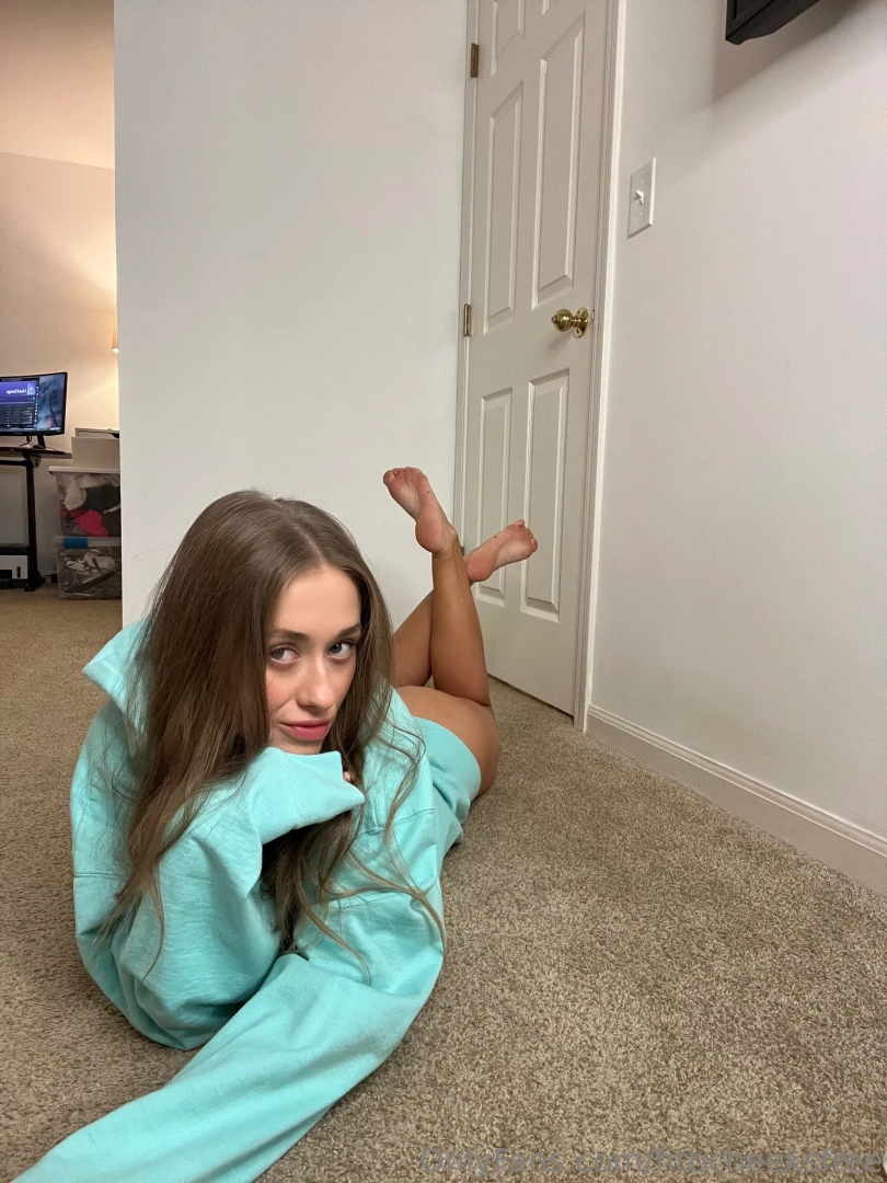 Give me something to think about here https onlyfans com fitbcheeks part 1 