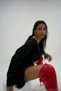 I ll see you this sunday the 16th live and direct on my vip onlyfans