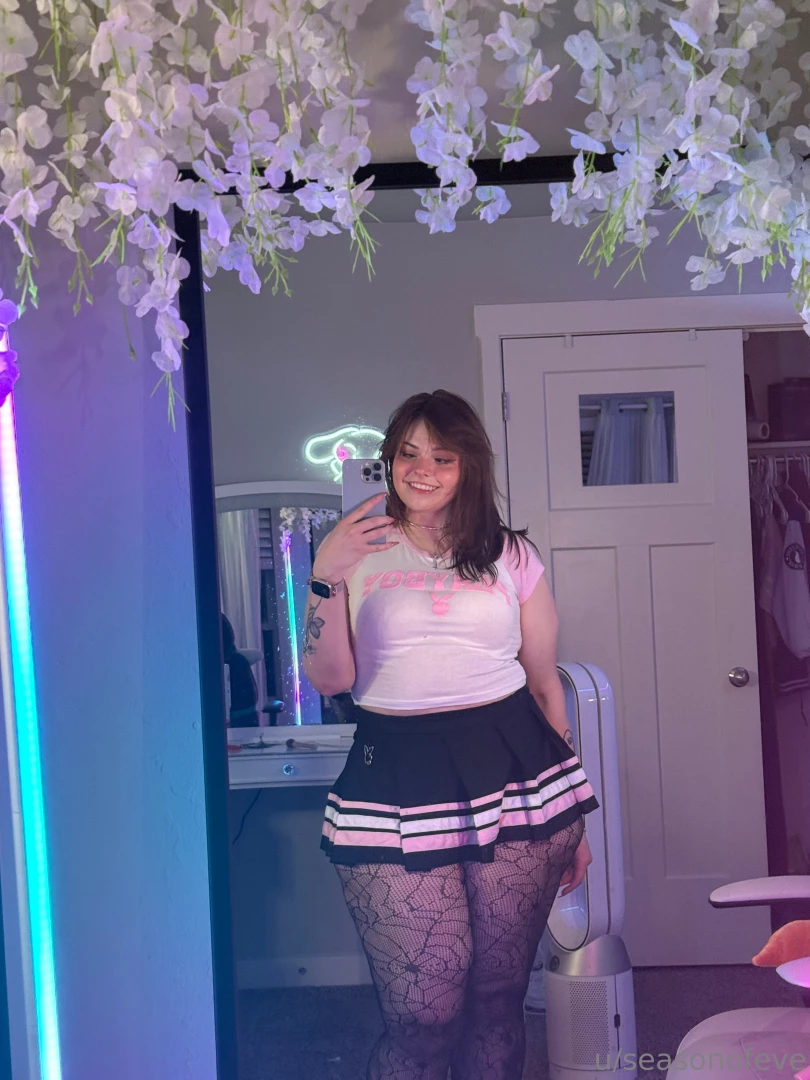 I dont know why but somehow i think im cute when i wear a skirt like 