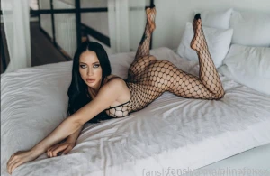 From 1 to 10 how would you rate my body fyp booty anal cute adorable