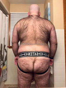 Shake chugging in a tight jock anyone part 1