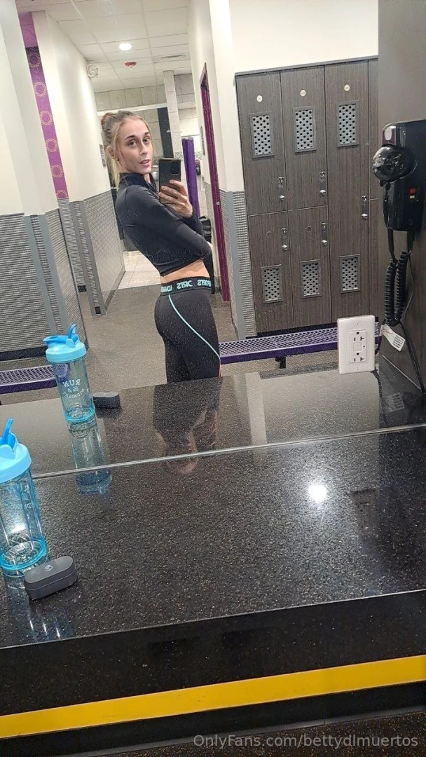 Bettydlmuertos part 1 