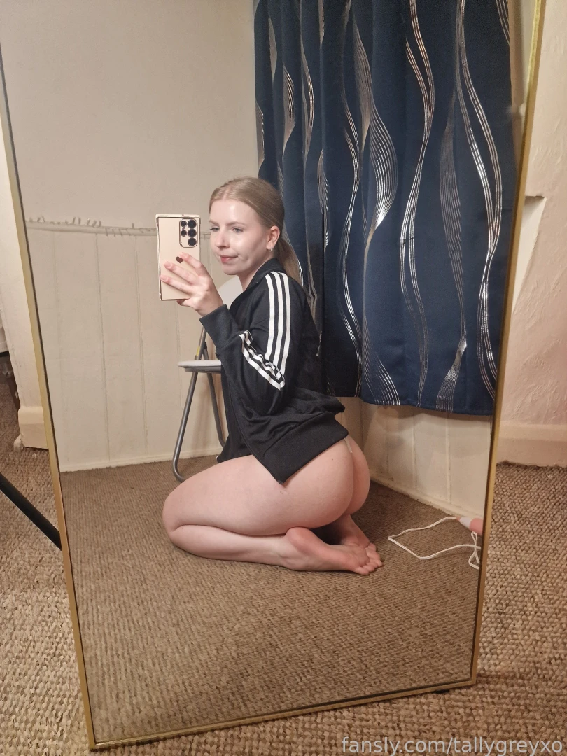 Who asked for the peach in their stocking ass bum butt adidas gymgirl part 3 
