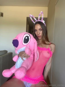 Do you like sexy and fitness girls you will love my best friend https