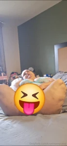 8 minutes i transfer from my wheelchair to my bed and start talking