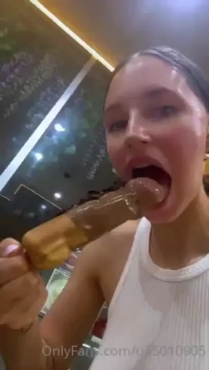 Chose the version with cum dripping on top of course 