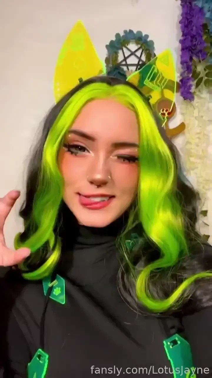 Hewwo master owo licks u 