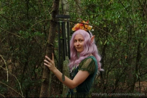 I love taking fantasy pics in the forest