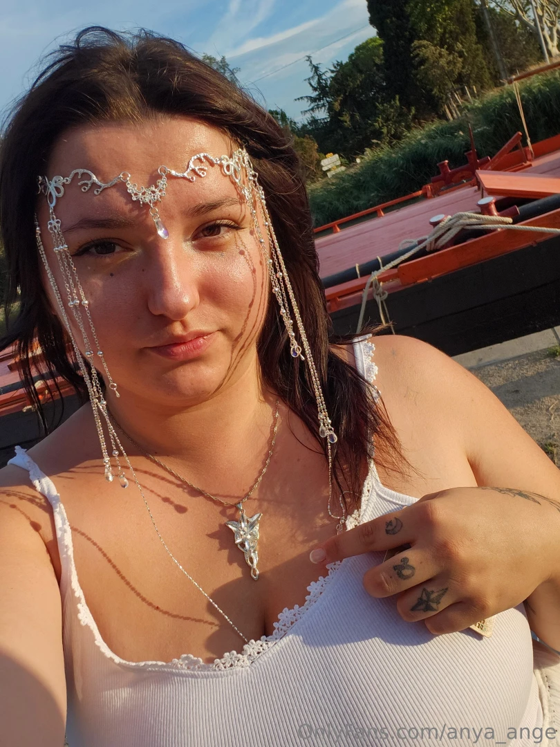 Trying out new styles i love the elven vibe 