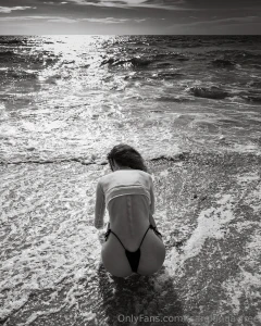 Feel the lure of the ocean part 1