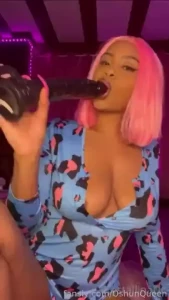 I thought i could fit this 18 inch dildo down my throat