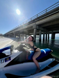 Check your messages i gave head and got fucked over this jet ski