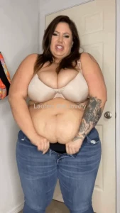 lauren-the-lovely - Too fat for my clothes out now on curvage part 1 