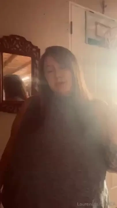 Singing saturday can we make this a thing 