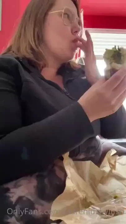 Pov watching your girlfriend nonchalantly stuff her face while 