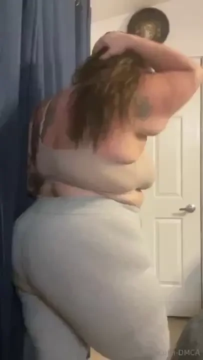Do you think this ass is going to fit in my airplane seat 