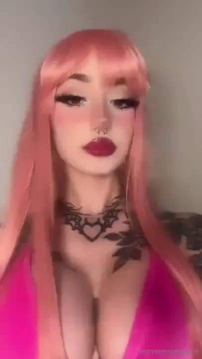 Another preview of today s bikini set 