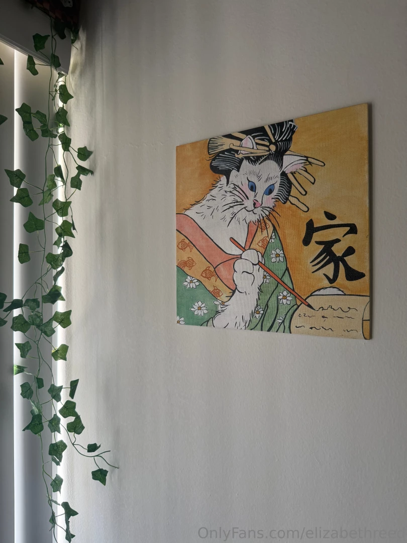 Swipe to see something i painted it s a recreation of some chinese art 