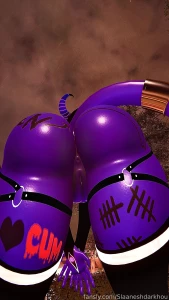 Mind if i sit on your face demon ass pussy bigbutt tail bodywriting