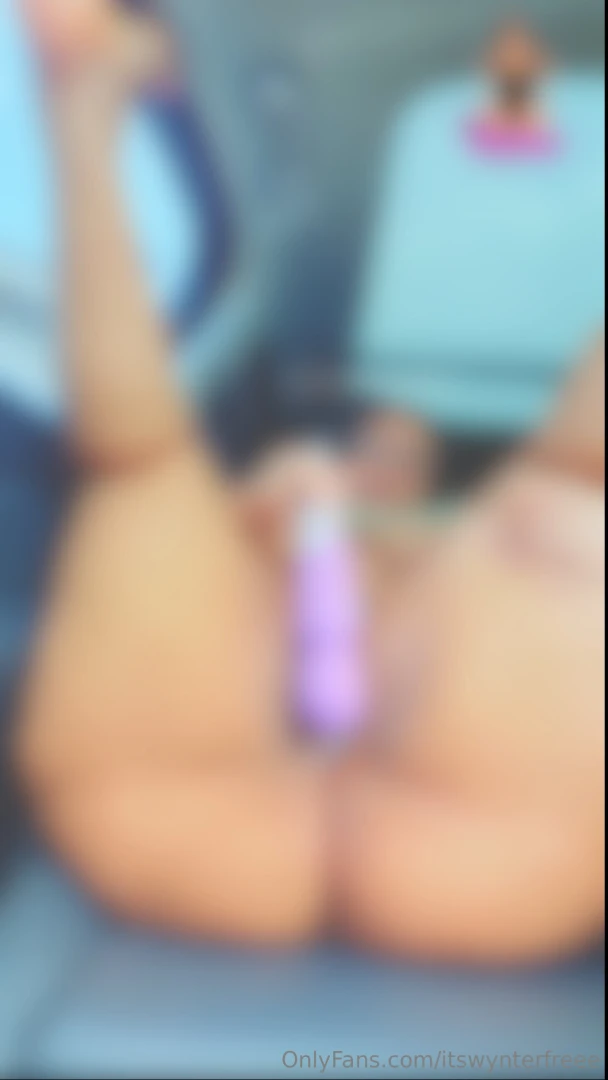 I got so horny i just had to fuck myself in the front seat 