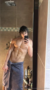 Towel s barely holding it down should i drop it slow or do you wanna