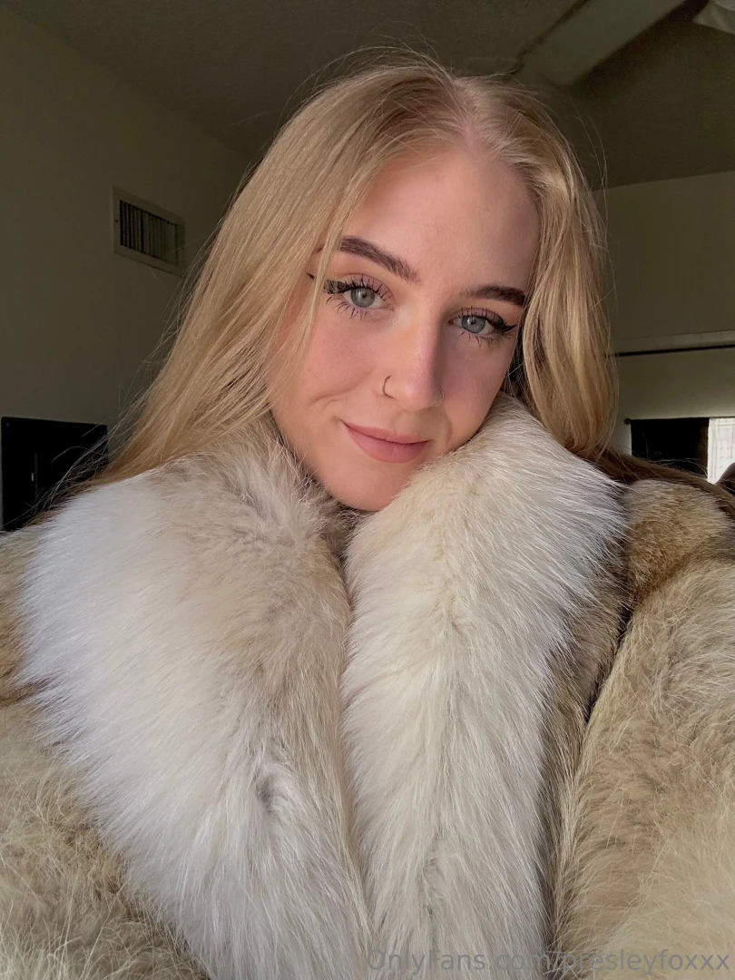 I know you wanna see what s under my blue fox and coyote coats i had a 